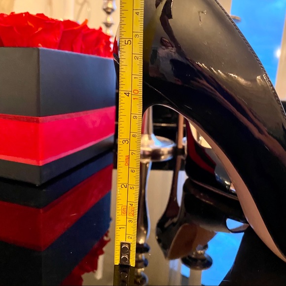 AUTH PRADA PEEP TOE BLACK PUMP - Picture 12 of 14